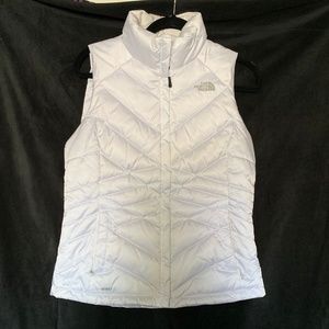 Small White North Face Quilted Down Vest